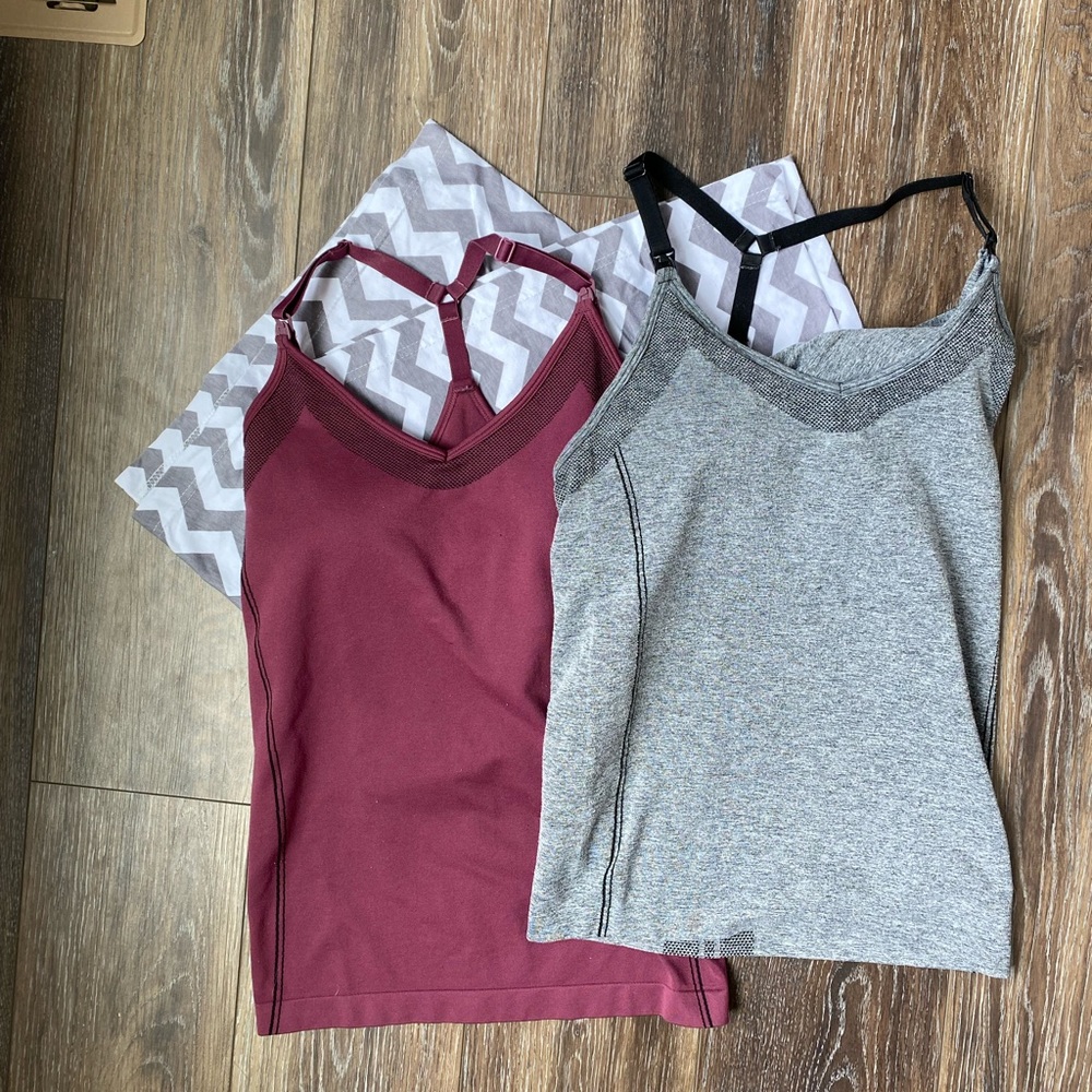 2 nursing tank tops and cover/scarf